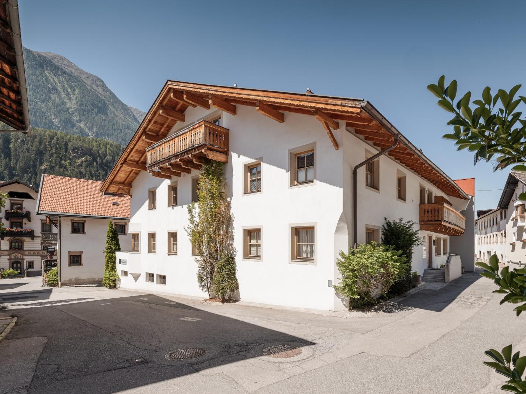 Myalps Historical Apartment Oetz Bagian luar foto
