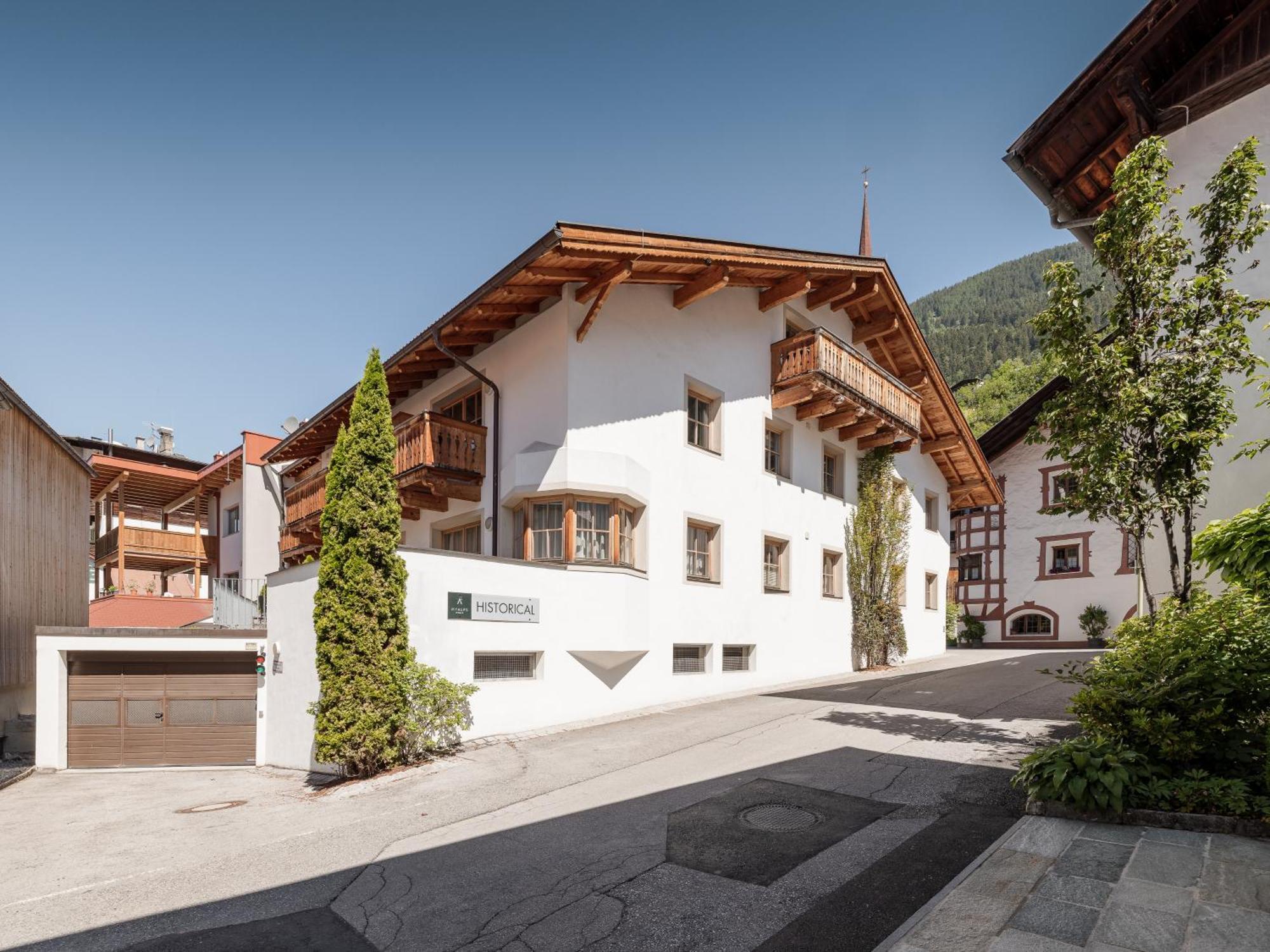 Myalps Historical Apartment Oetz Bagian luar foto